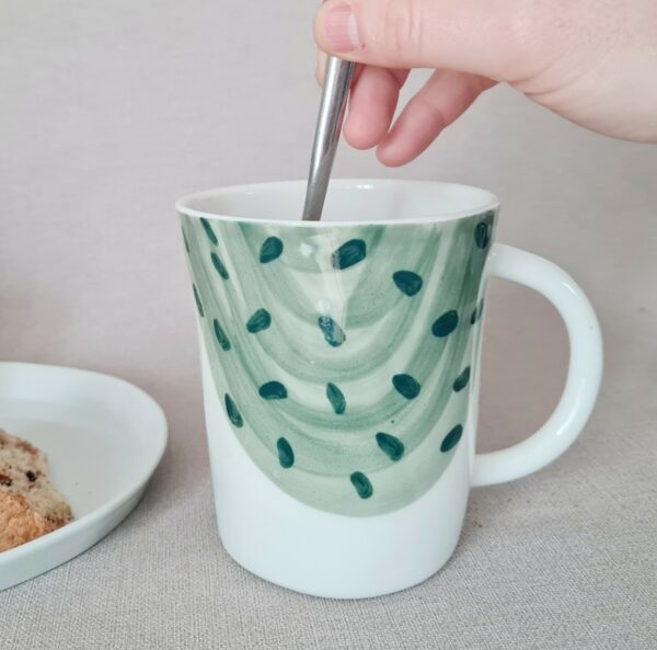 Mug pour thé et tisane en porcelaine Flocon vert.